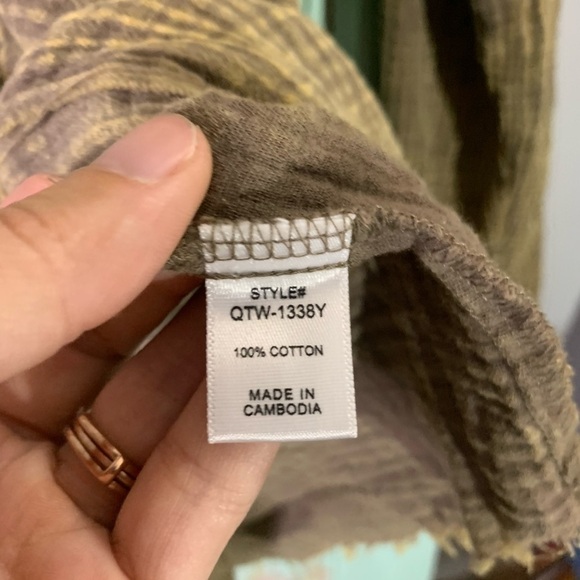 Women’s Zenana yellow tan long sleeve button down 100% cotton gauze - Picture 3 of 6